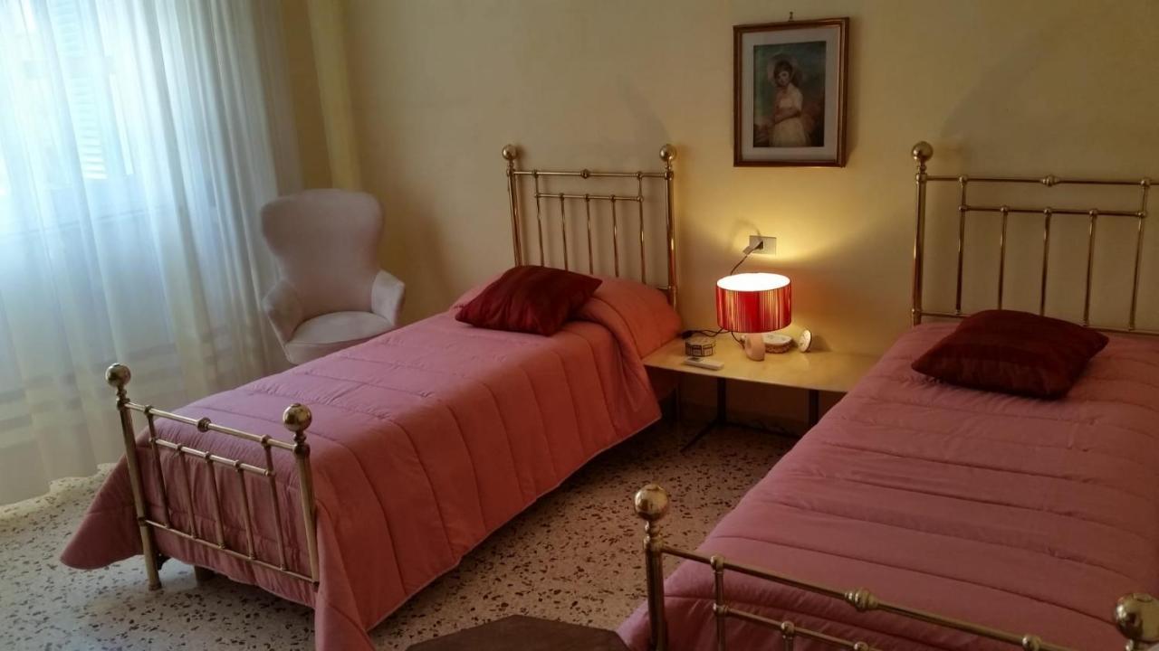 Hotel Tora House à Catane Extérieur photo